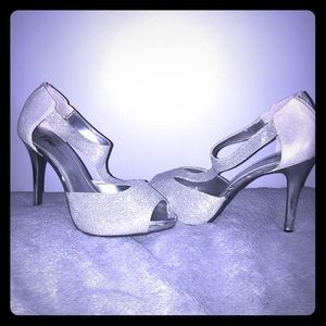 Silver sparkly Heels